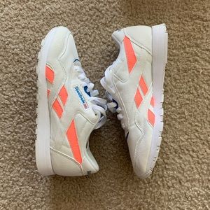 NWT Reebok Classic Nylon Sneakers- white blue pink